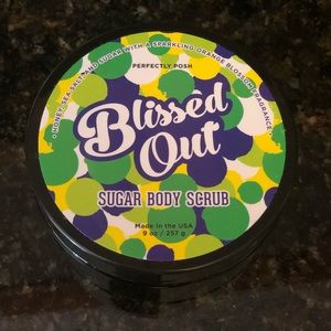 🥳5 for $25 sale! #5for25 Sugar body scrub.Perfectly Posh